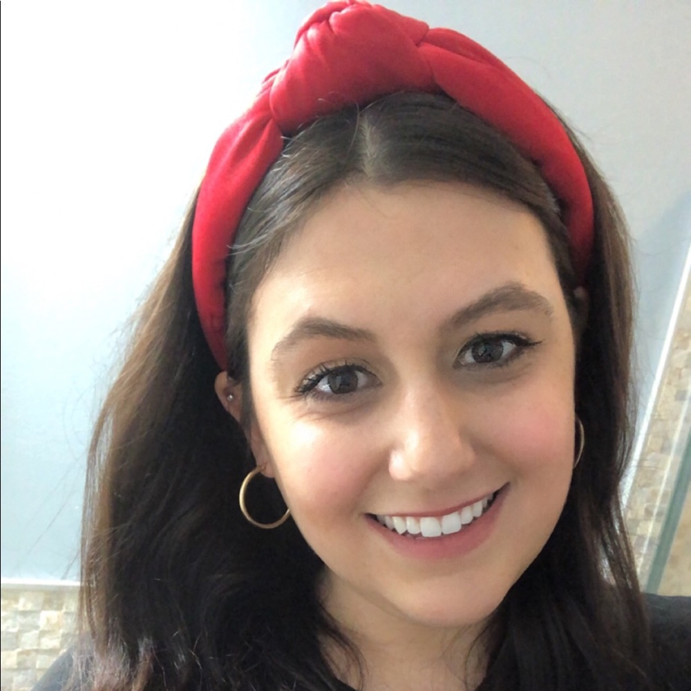 Meet your Posher, Lauren